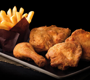CHICKEN LICKEN SOULSISTER Party 4
