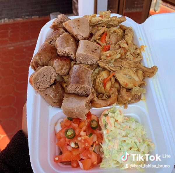 Uphuthu, Wors, Coleslaw, Chicken & Ushatini - Kasi Fahlaaa
